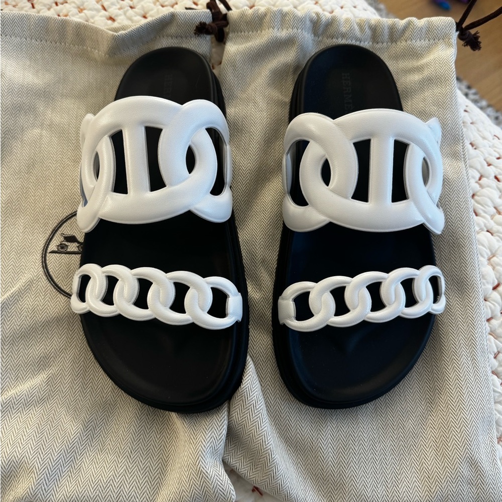 HERMES EXTRA WOMENS SANDAL - BRAND NEW